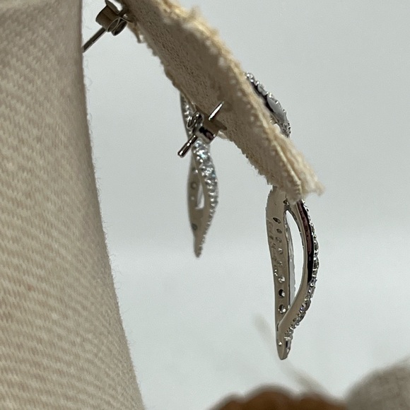 Elegant Vintage QVC Diamonique Earrings - Sterling Silver with Sparkling Stones - Picture 12 of 16